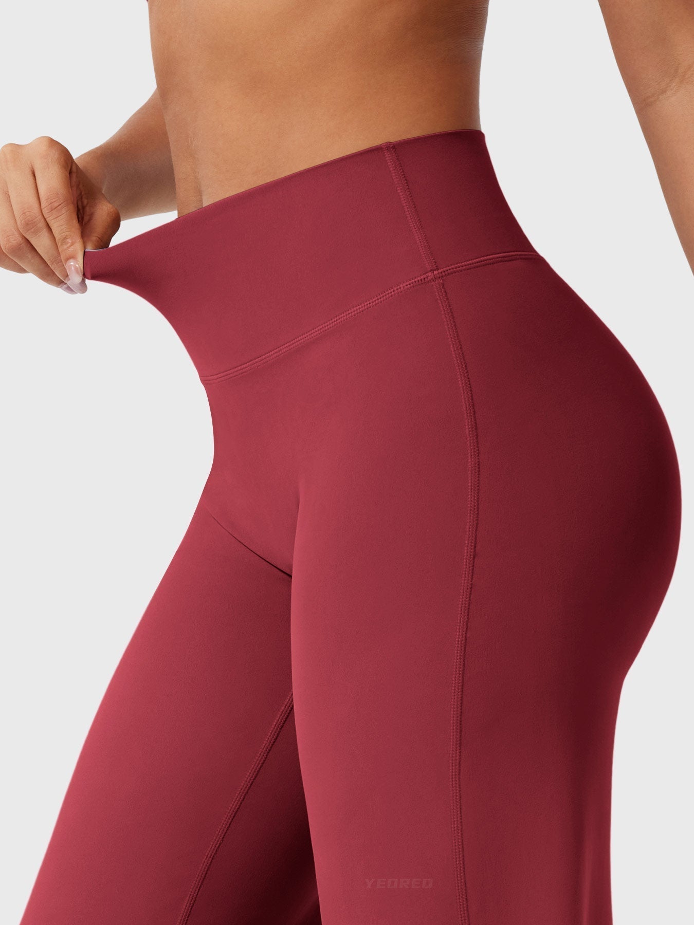 Livia Straight-Leg Leggings