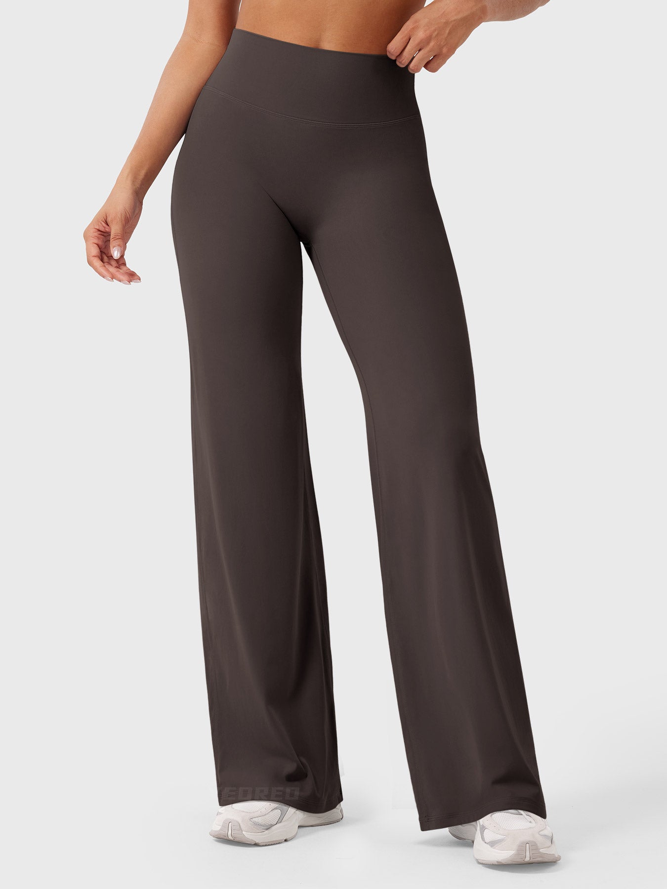 Livia Straight-Leg Leggings