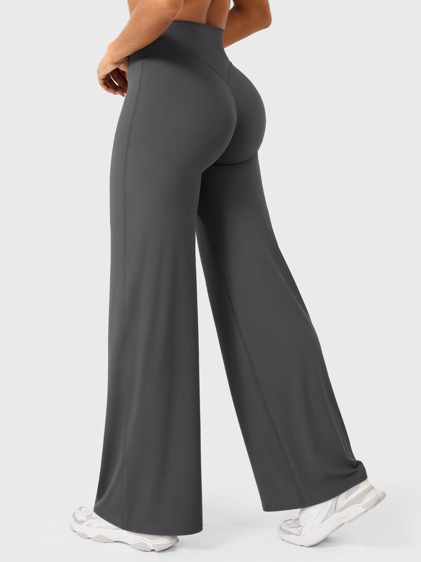 Livia Straight-Leg Leggings