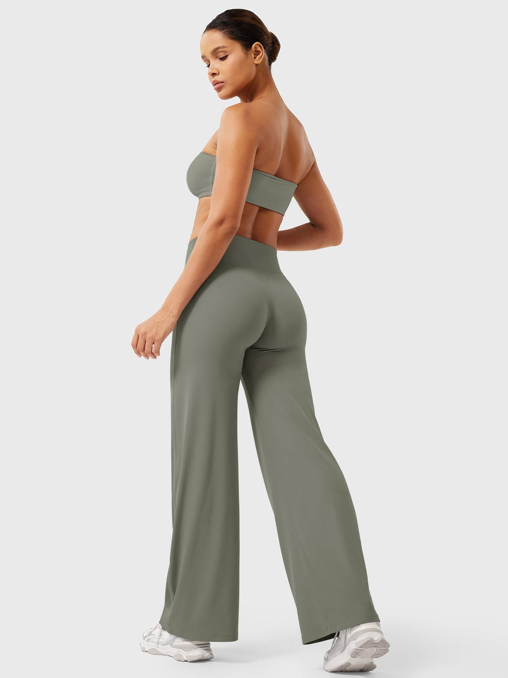 Livia Straight-Leg Leggings