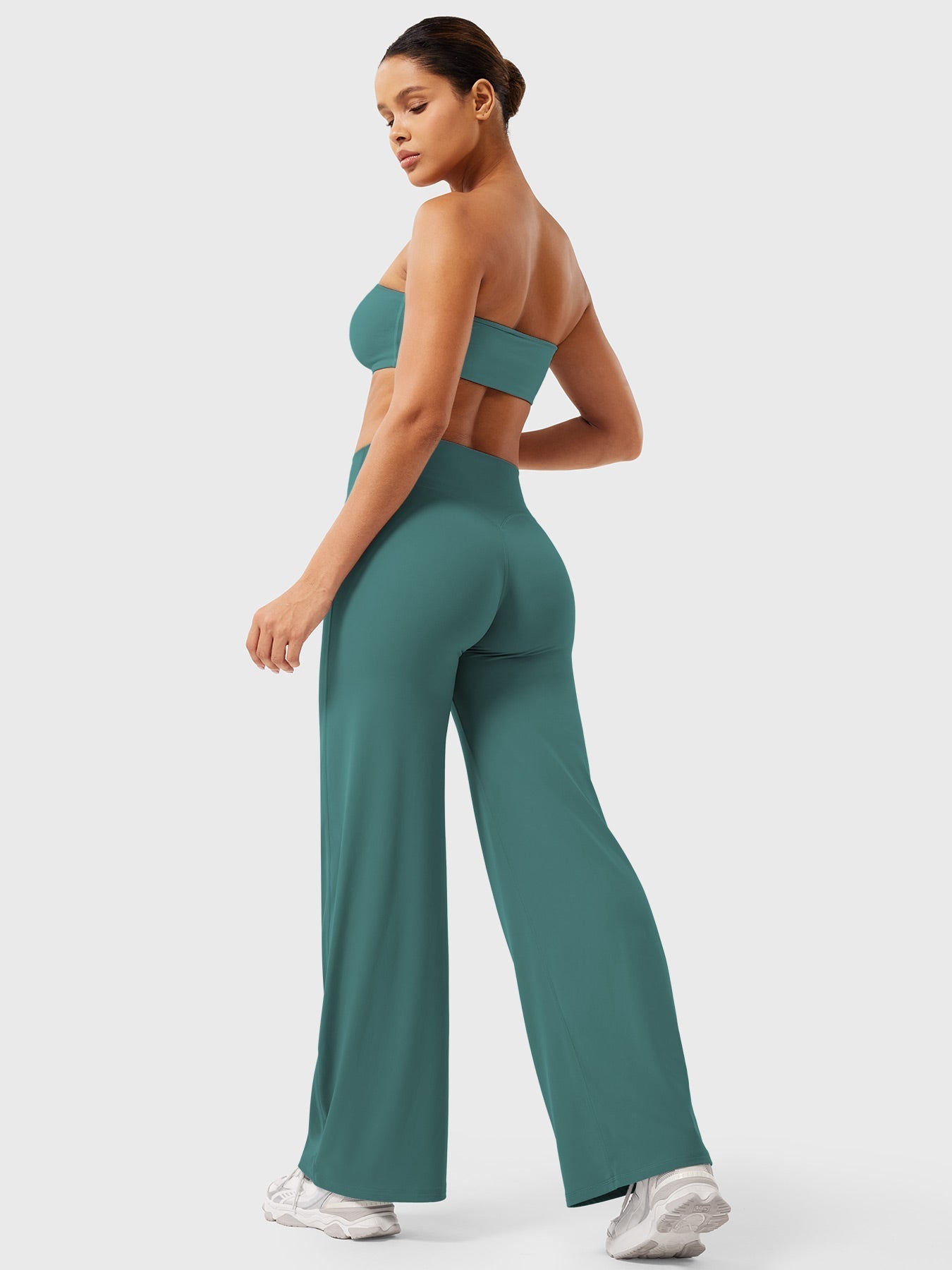 Livia Straight-Leg Leggings