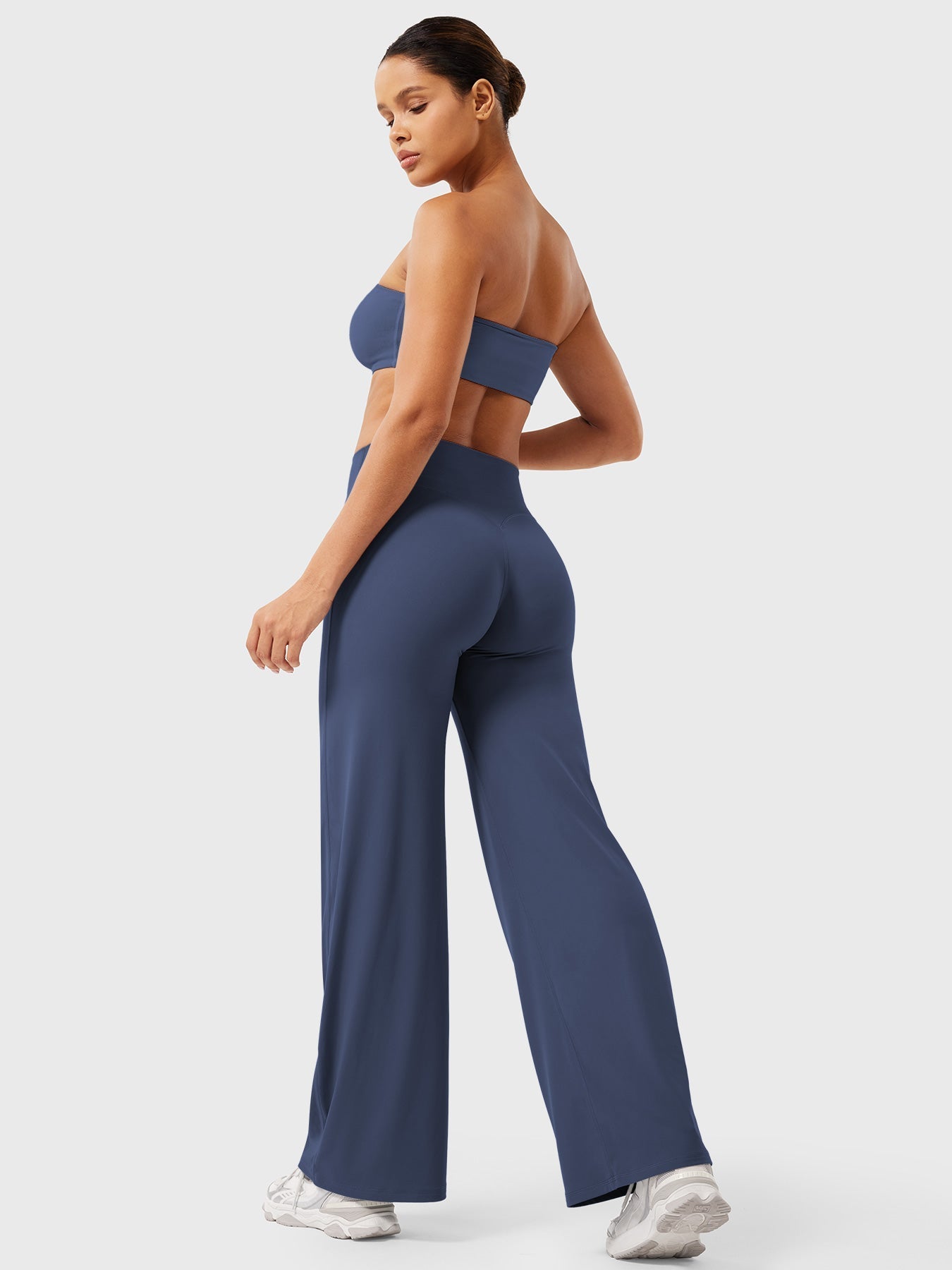 Livia Straight-Leg Leggings