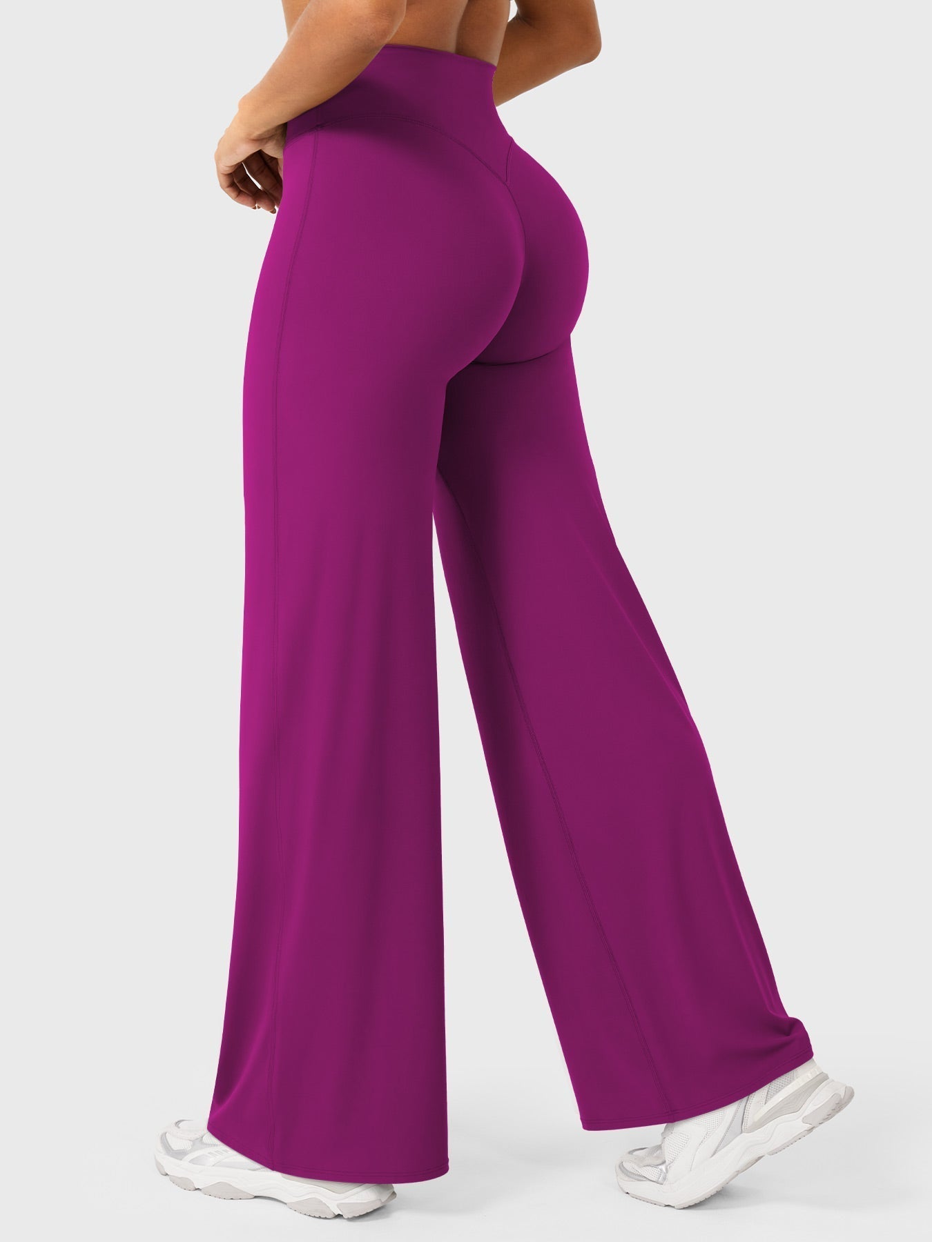 Livia Straight-Leg Leggings