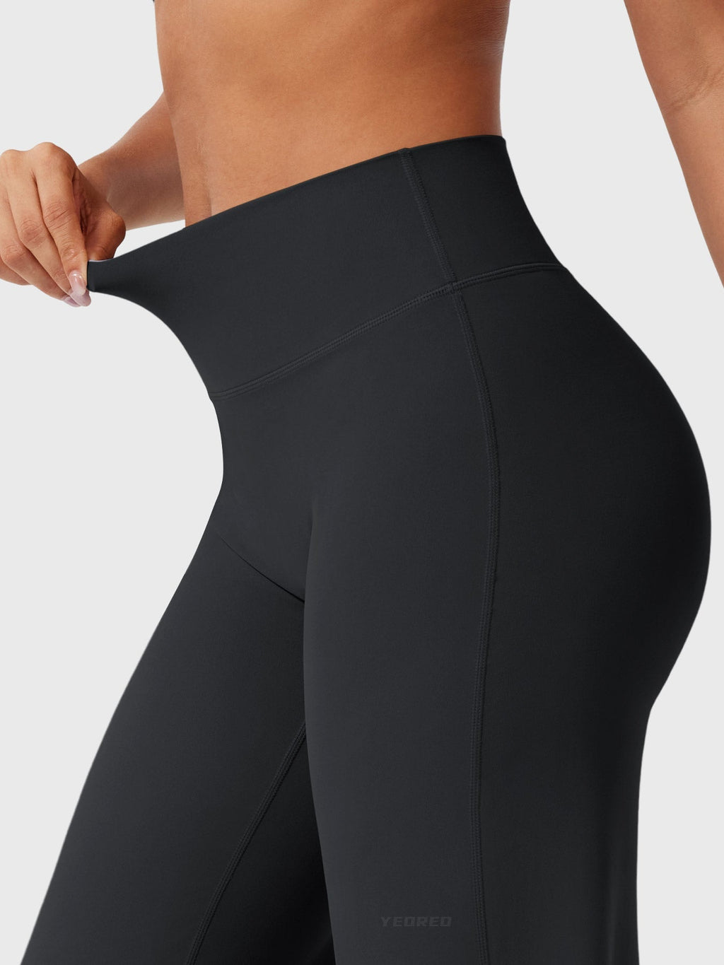 Livia Straight-Leg Leggings