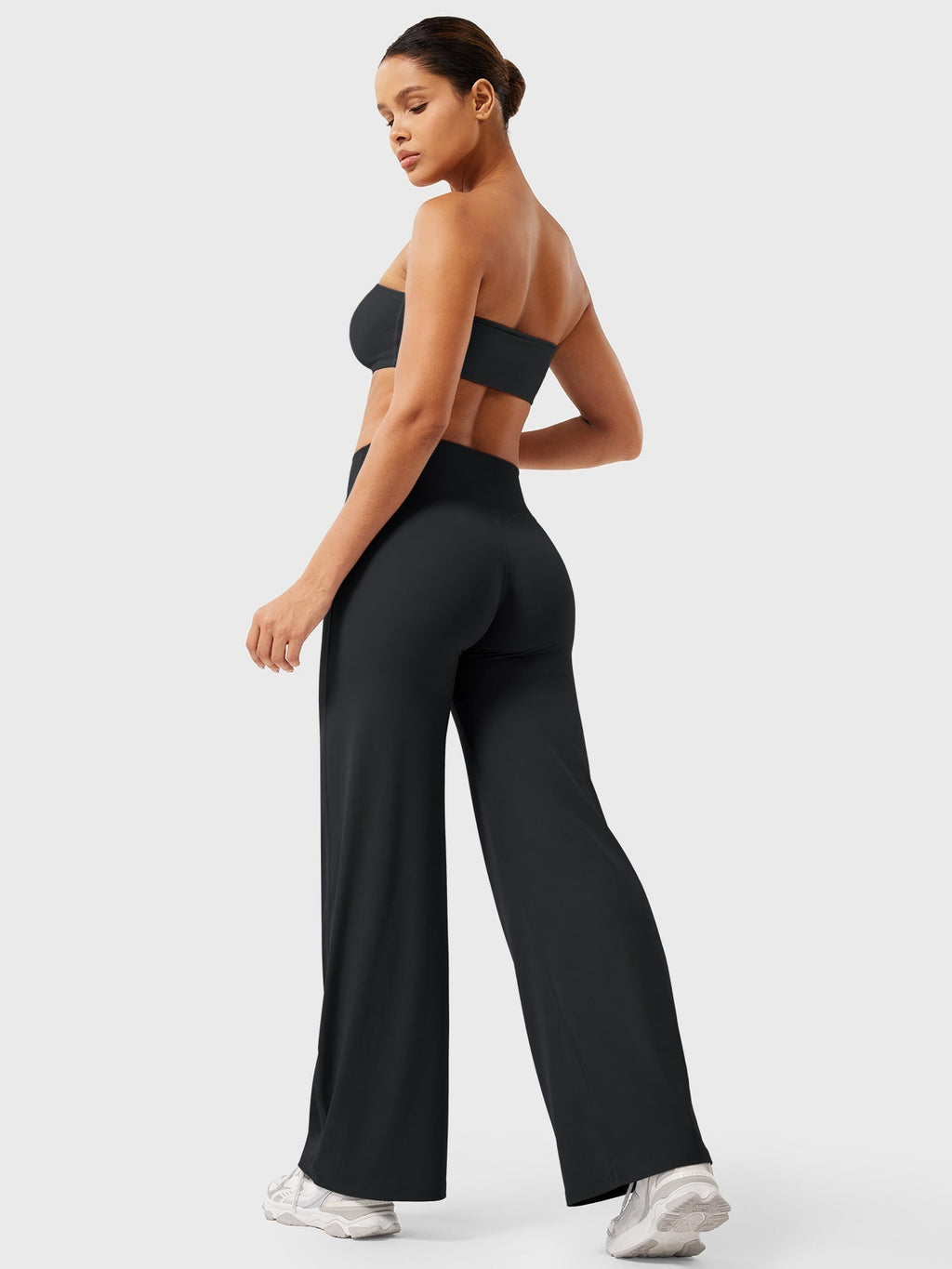 Livia Straight-Leg Leggings